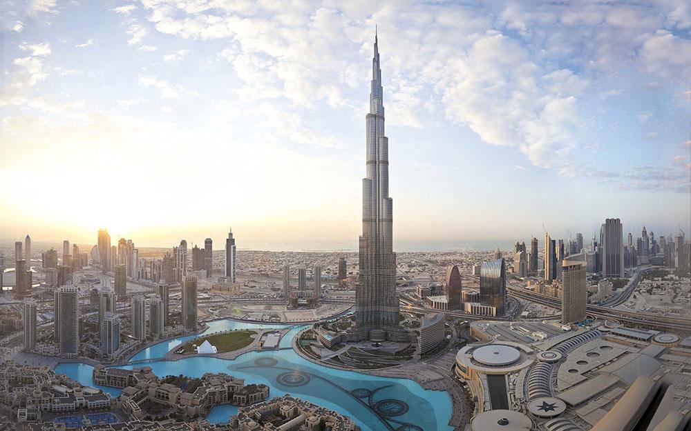 سفر به دبی ، هر آنچه باید درباره برج خلیفه بدانیدمعرفی برج خلیفه دبی
