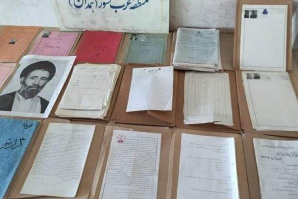 رونمایی از 25 هزار برگ سند تاریخی مرتبط با انقلاب در استان همدان