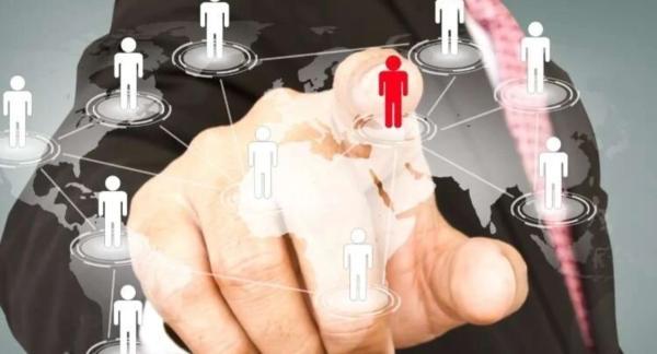 10 گام مهم در فرایند انتخاب کارکنان در سازمان